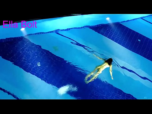 ❤️ Ùn possu micca piantà di fighjulà, ghjovana bionda catturata nuda in piscina ELLA BOLT Sessu à porn co.sexvideosex.top